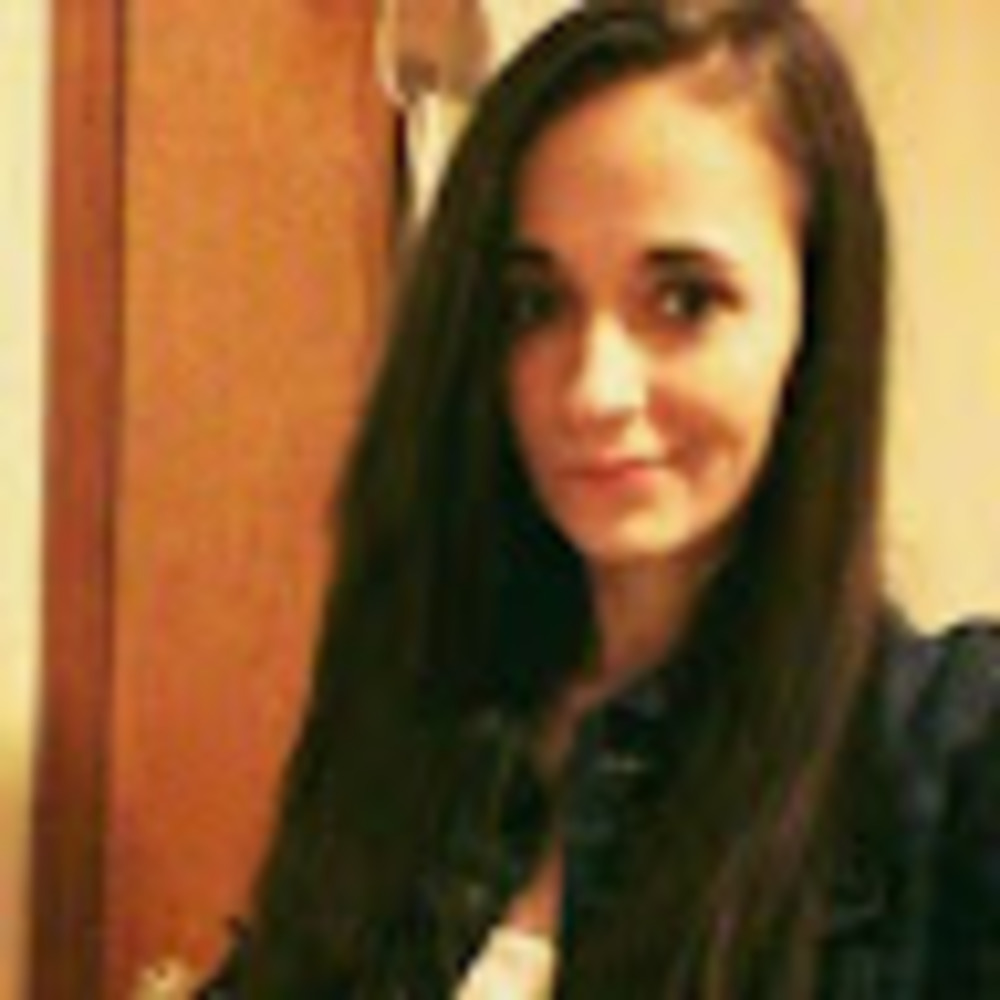 Meet your Posher, Alicia